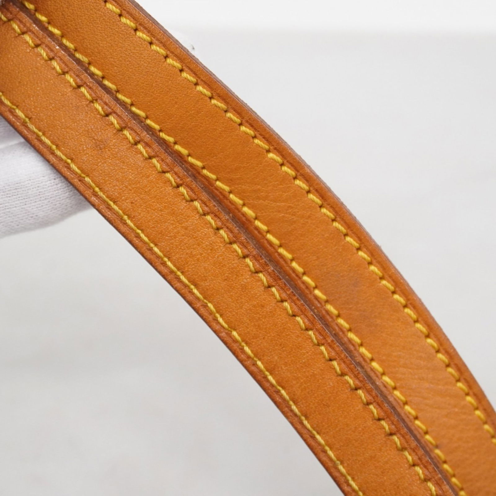 Bag Louis Vuitton Shoulder - 17