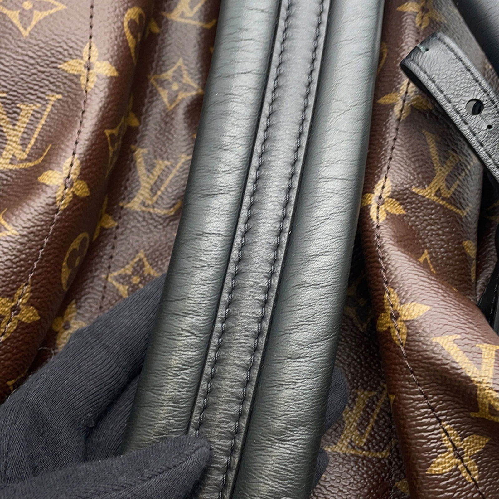 Monogram Louis Vuitton Backpack - 10
