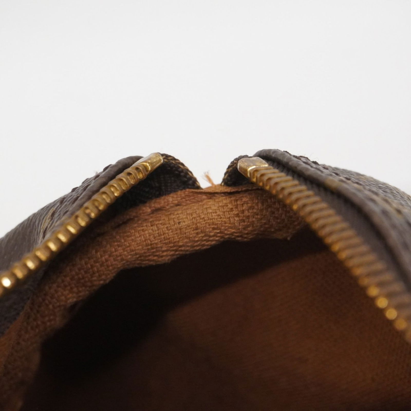 Handbag Louis Vuitton - 17