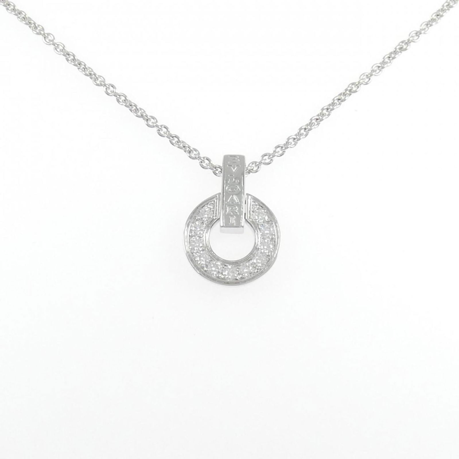 Necklace Bvlgari: Necklace Bvlgari This listing features Necklace Bvlgari. Item specifics are provided below. Item Specifics: Brand: Bvlgari Necklace Type: Necklace Pendant Type: Pendant Gender: Women Material: White G