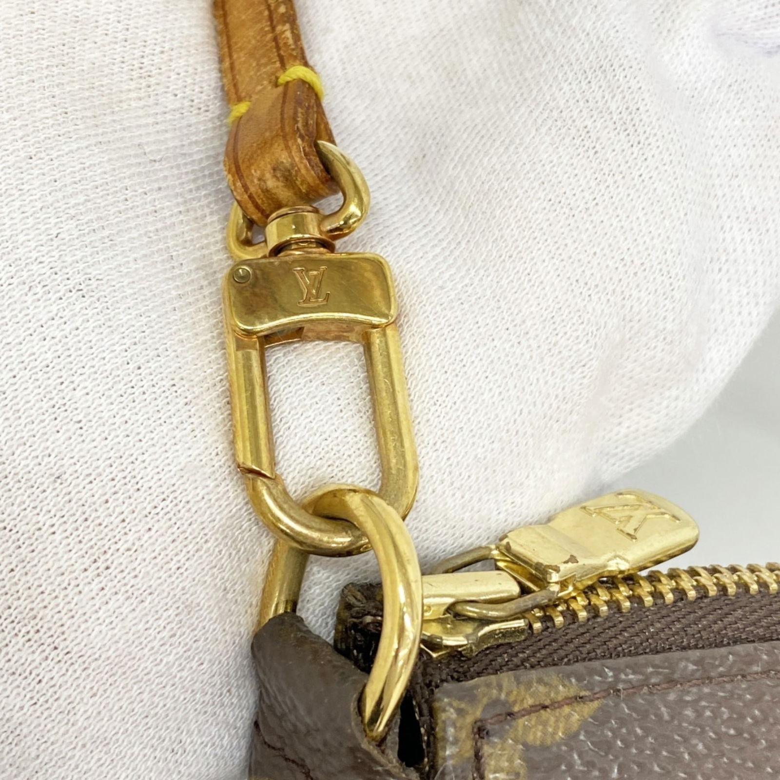 Pouch Louis Vuitton - 7