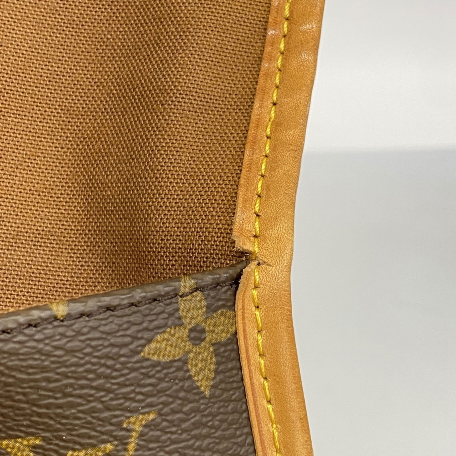 Handbag Louis Vuitton - 9