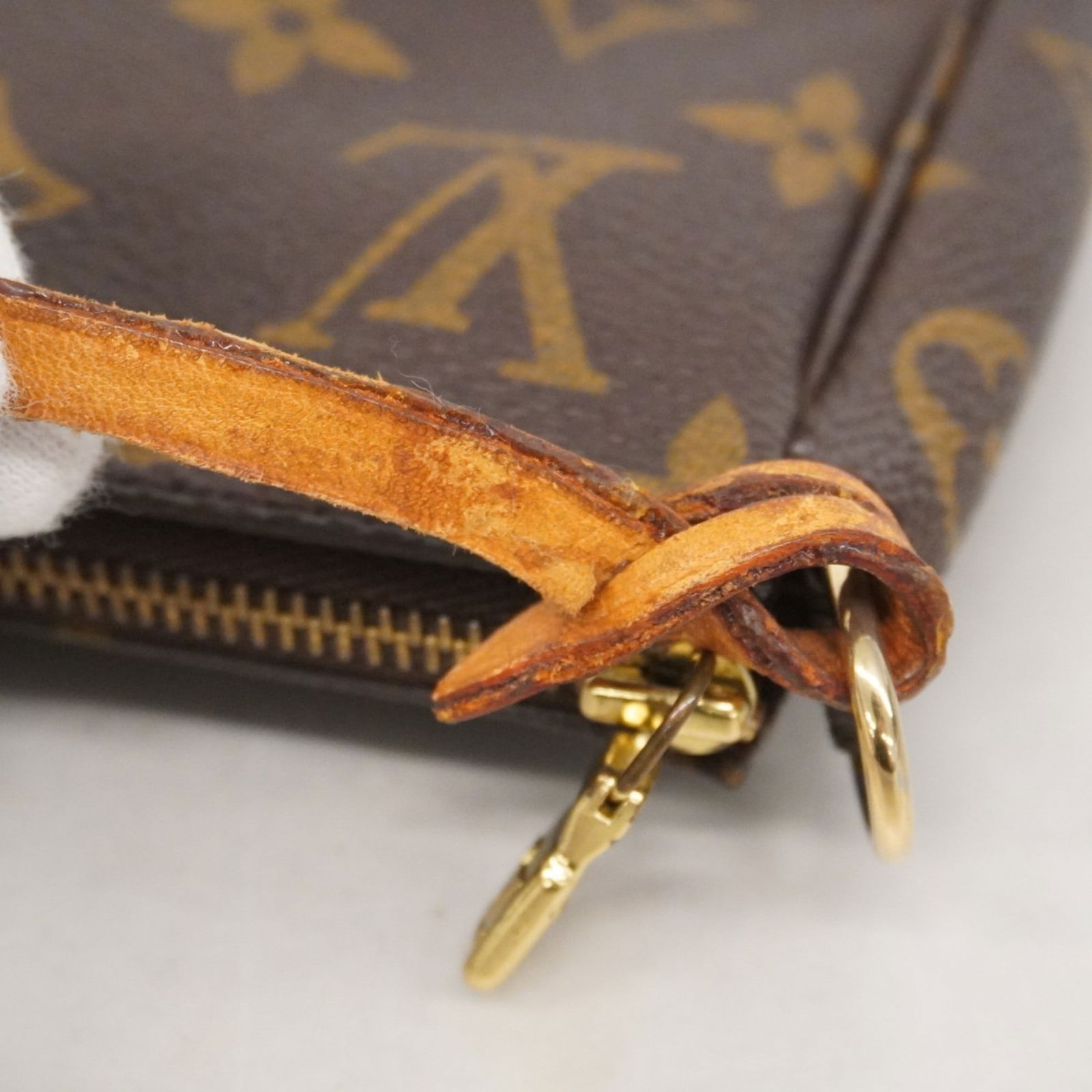 Pouch Louis Vuitton - 13