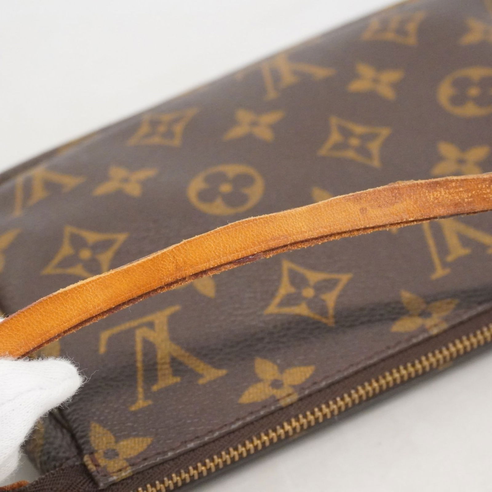 Pouch Louis Vuitton - 15