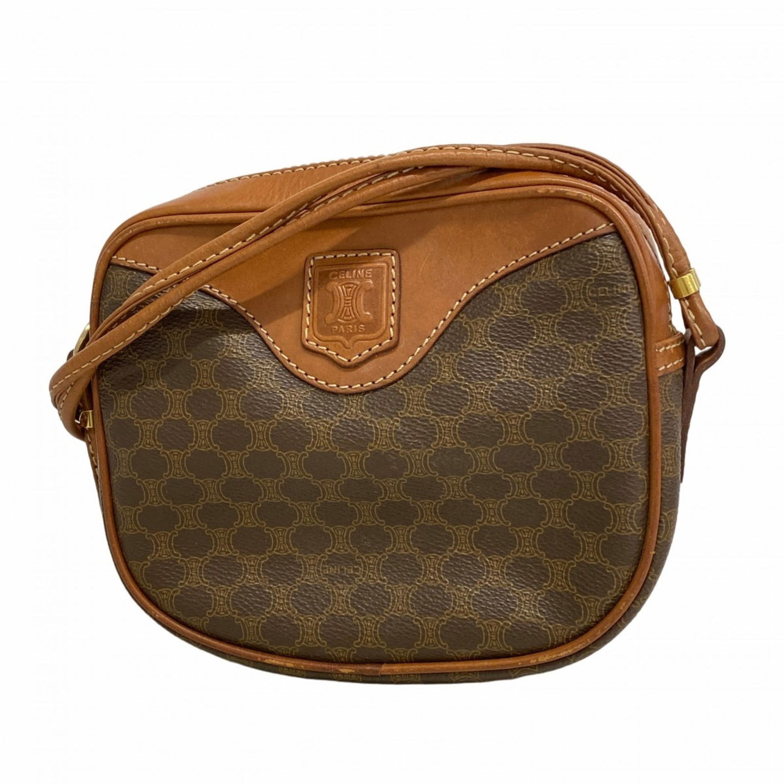 Pvc Celine Shoulder Bag: Pvc Celine Shoulder Bag This listing features Pvc Celine Shoulder Bag. Item specifics are provided below. Item Specifics: Brand: Celine Type: Shoulder Bag Material: Pvc Color: Brown Hardware Color: