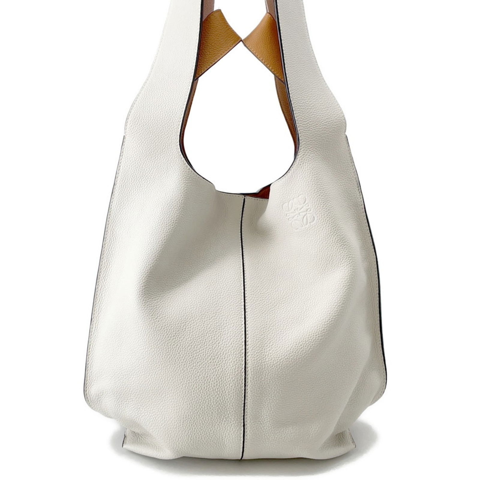 Tote Bag Leather - Loewe Handbag: Tote Bag Leather - Loewe Handbag This listing features Tote Bag Leather - Loewe Handbag. Item specifics are provided below. Item Specifics: Brand: Loewe Type: Handbag, Tote Bag Material: Leather