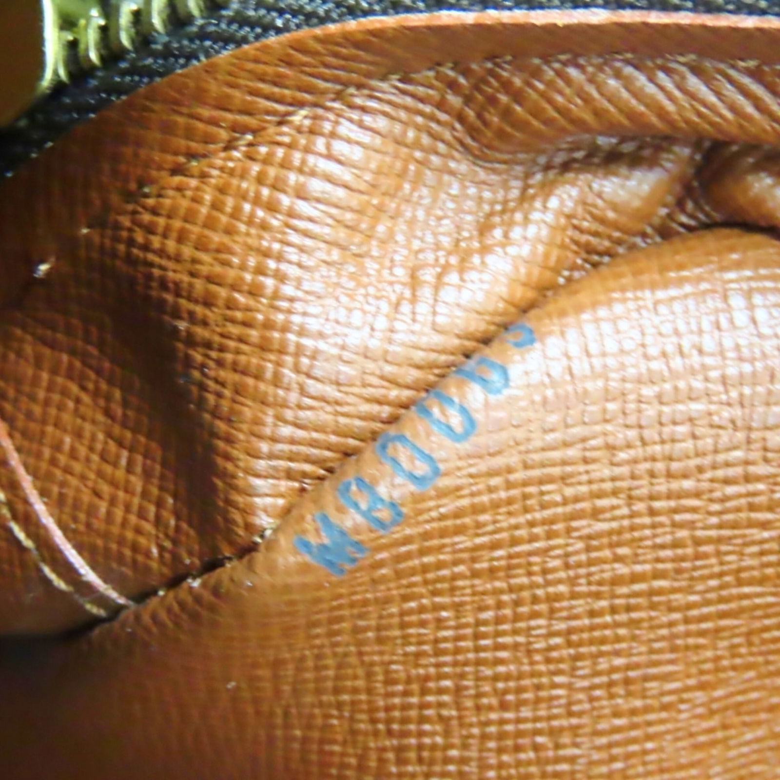 Monogram Louis Vuitton Shoulder Bag - 12