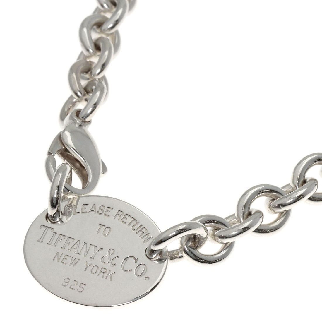 Silver TIFFANY&Co. Return to oval Necklace: Silver TIFFANY&Co. Return to oval Necklace This listing features Silver TIFFANY&Co. Return to oval Necklace. Item specifics are provided below. Item Specifics: Brand: TIFFANY&Co. Style: Necklace