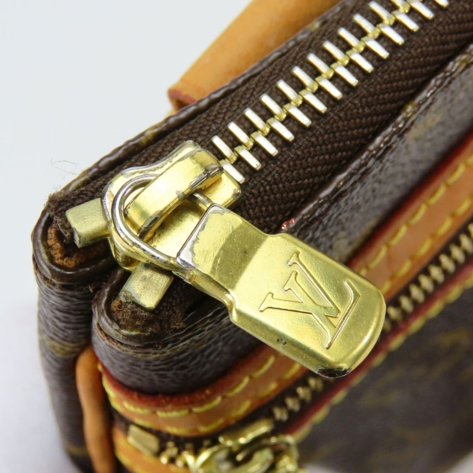 Monogram Louis Vuitton Shoulder Bag - 17