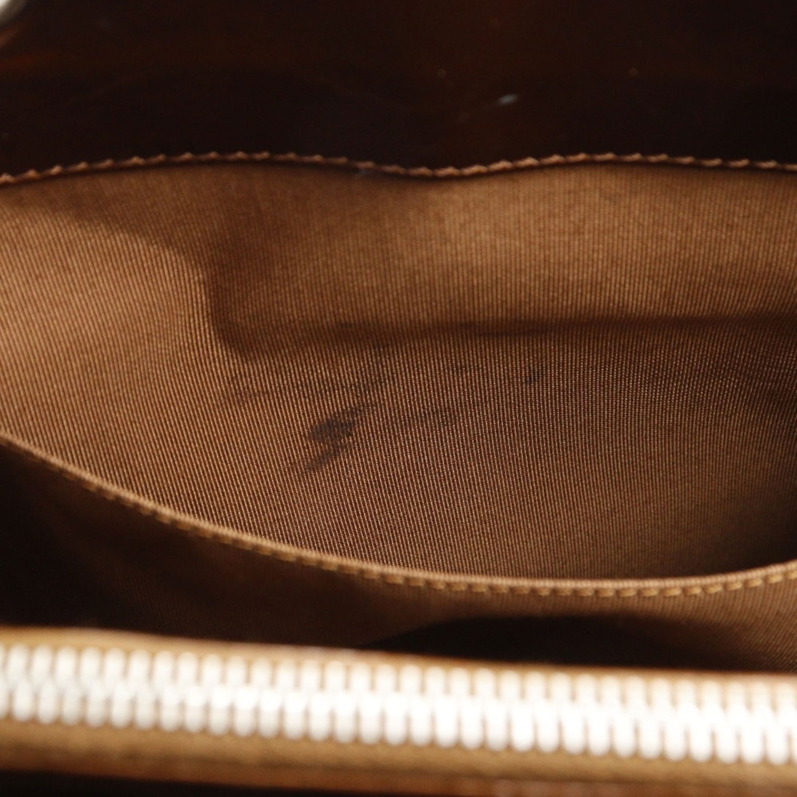 Bag Chanel Tote - 11