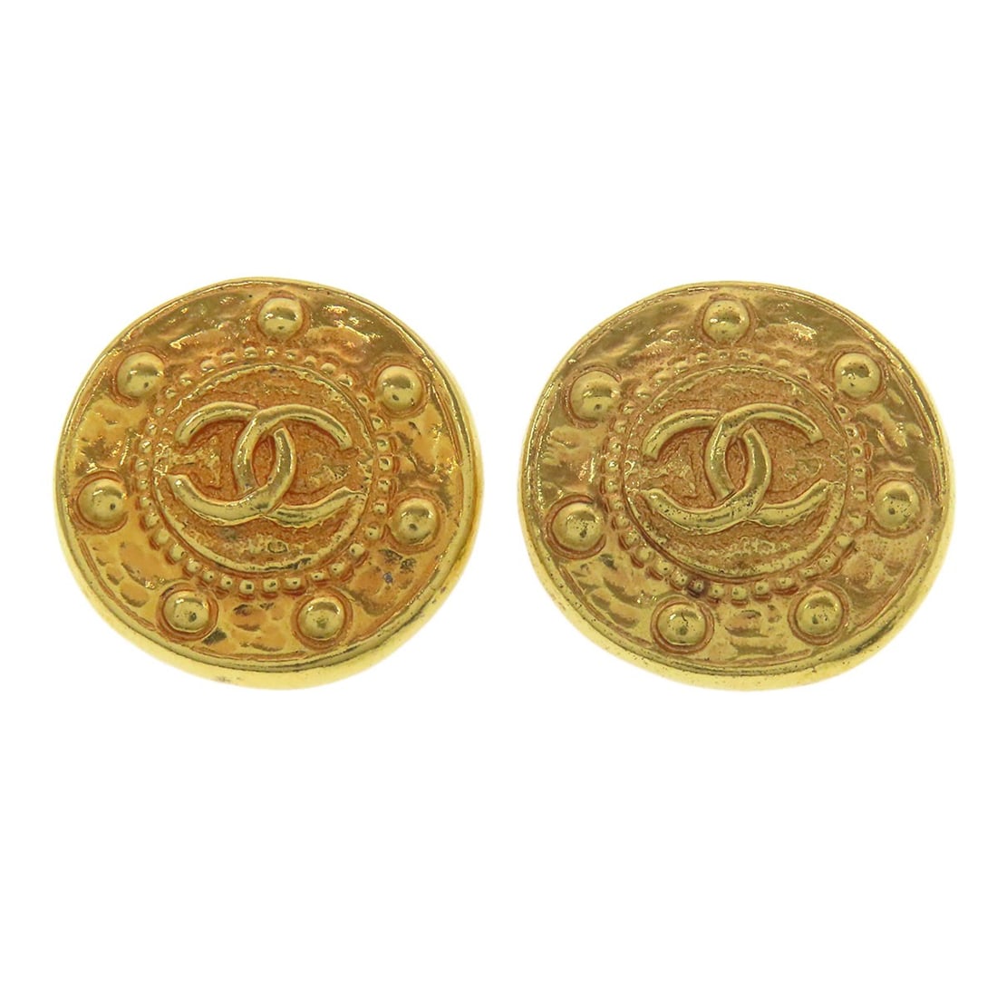 Metal CHANEL COCO Mark Earring: Metal CHANEL COCO Mark Earring This listing features Metal CHANEL COCO Mark Earring. Item specifics are provided below. Item Specifics: Brand: CHANEL Style: Earring Material: Metal Color: Gold Type: E