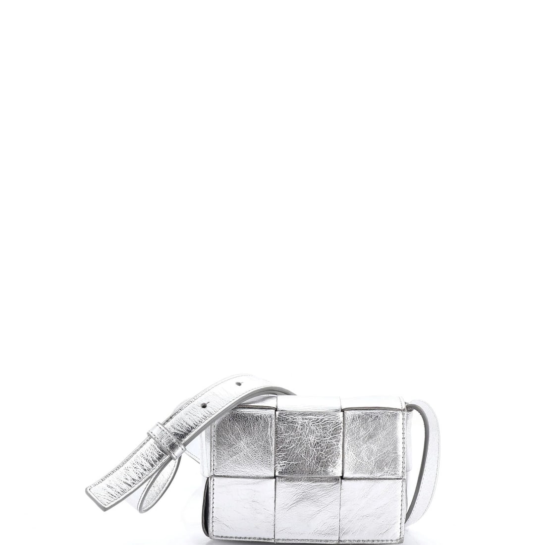 Mini Bottega Veneta Cassette Crossbody Bag Maxi Intrecciato Leather Extra: Mini Bottega Veneta Cassette Crossbody Bag Maxi Intrecciato Leather Extra This listing features Mini Bottega Veneta Cassette Crossbody Bag Maxi Intrecciato Leather Extra. Item specifics are provided b