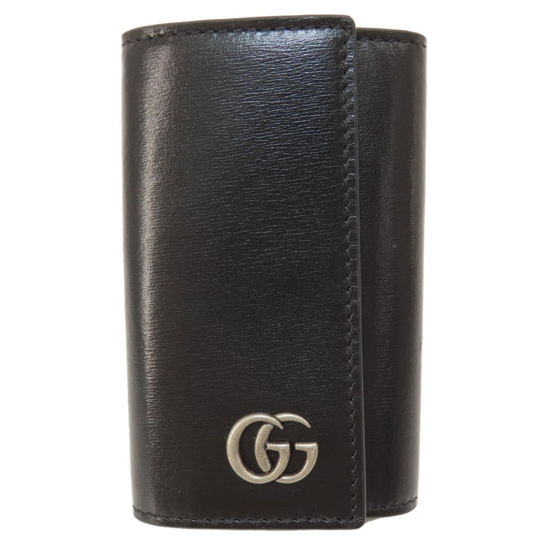 Leather GUCCI 435305 logo key holder: Leather GUCCI 435305 logo key holder This listing features Leather GUCCI 435305 logo key holder. Item specifics are provided below. Item Specifics: Brand: GUCCI Style: key holder Material: Leather