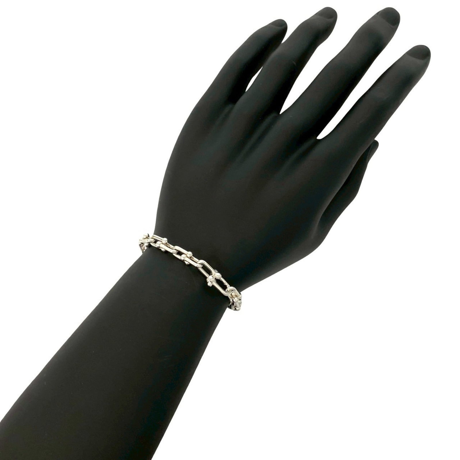 925 Tiffany Charm Bracelet Silver: 925 Tiffany Charm Bracelet Silver This listing features 925 Tiffany Charm Bracelet Silver. Item specifics are provided below. Item Specifics: Brand: Tiffany Type: Charm Bracelet Gender: Women Material