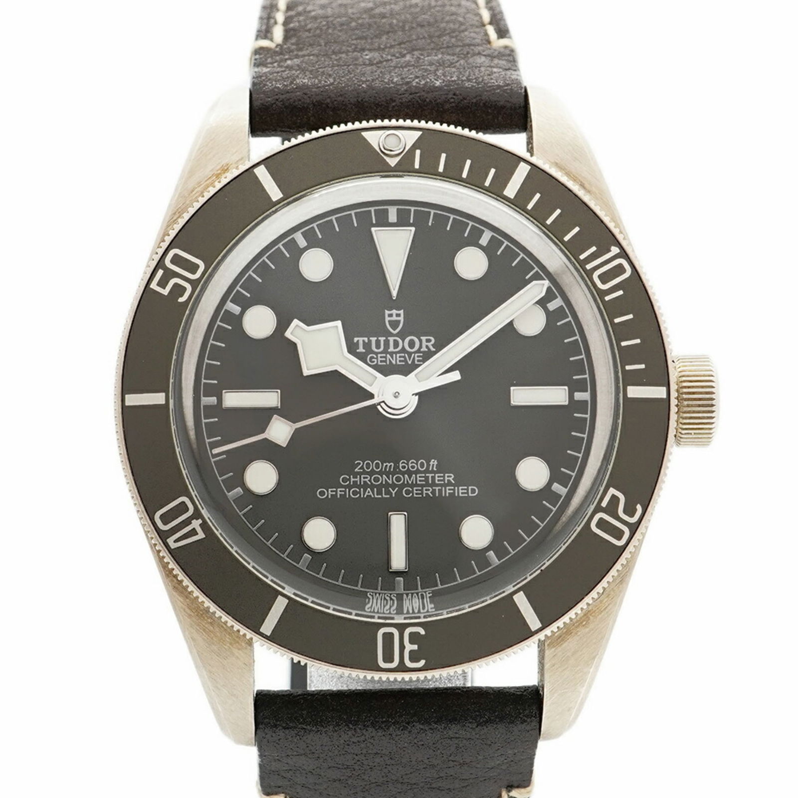 Wristwatch Tudor: Wristwatch Tudor This listing features Wristwatch Tudor. Item specifics are provided below. Item Specifics: Brand: Tudor Type: Wristwatch Gender: Men Material (Band): Leather Color (Dial): Gray Case D