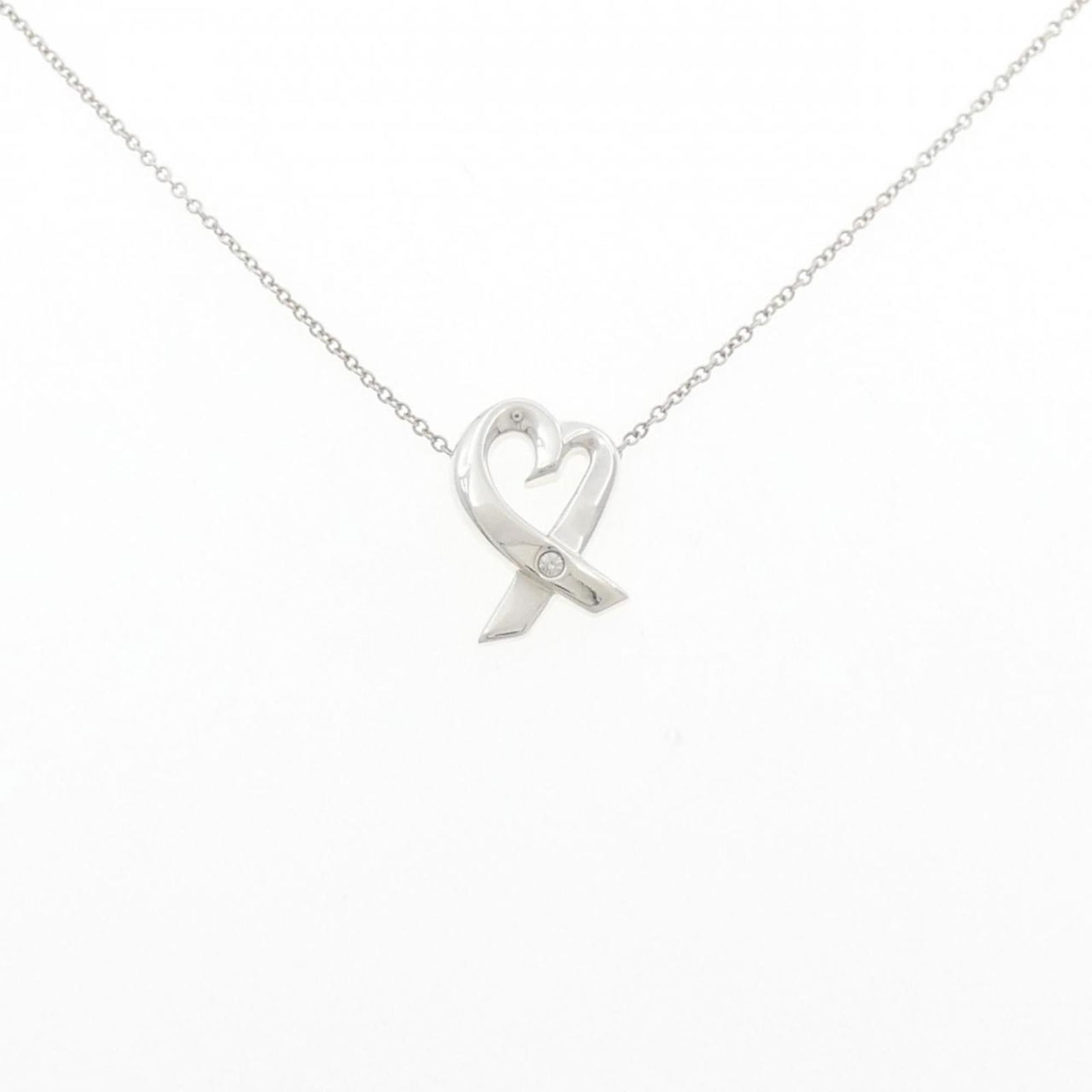 Necklace Tiffany Loving Heart: Necklace Tiffany Loving Heart This listing features Necklace Tiffany Loving Heart. Item specifics are provided below. Item Specifics: Brand: Tiffany Necklace Type: Necklace Pendant Type: Pendant