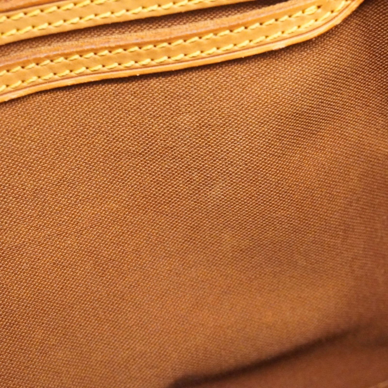 Handbag Louis Vuitton - 11