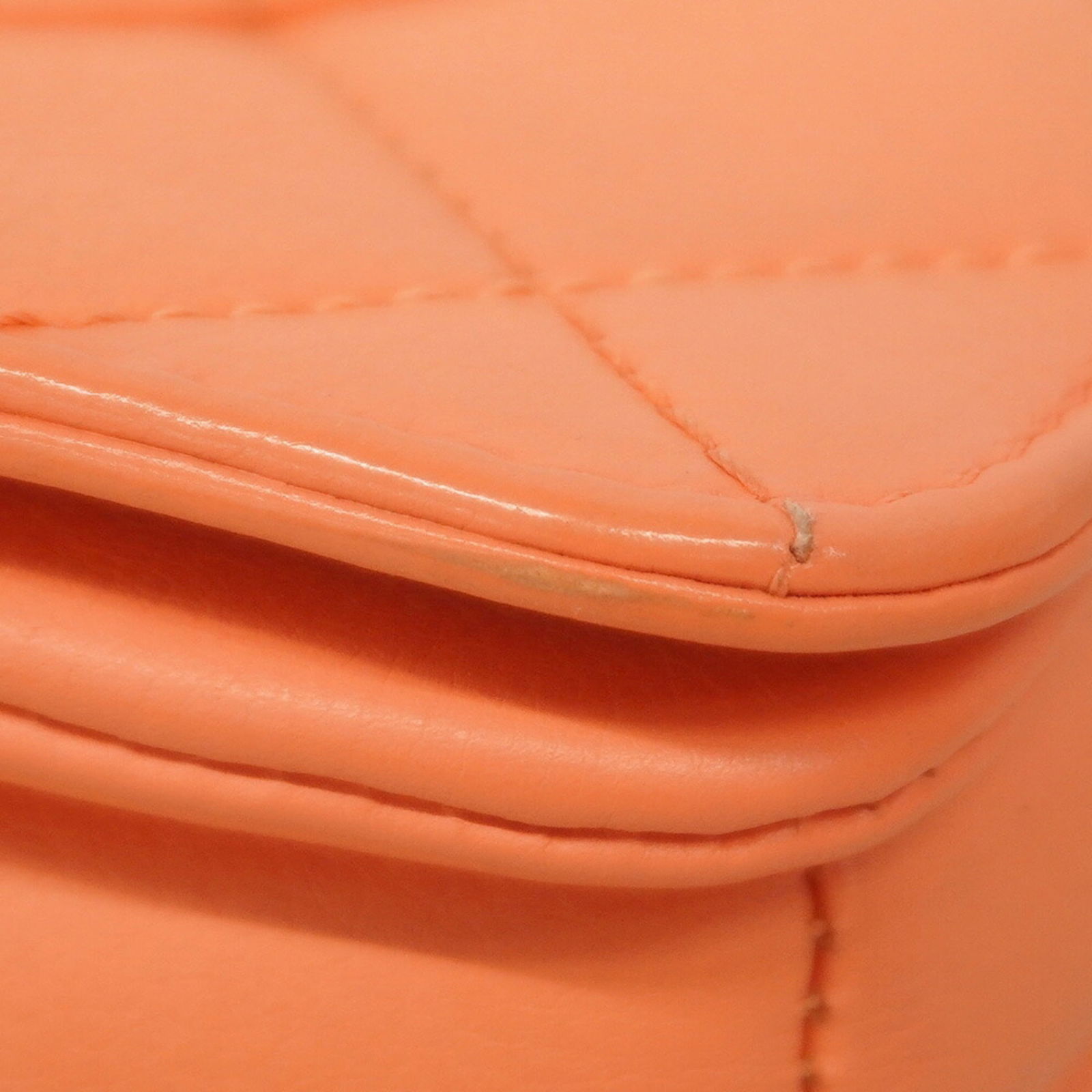 Leather Chanel Handbag - 6