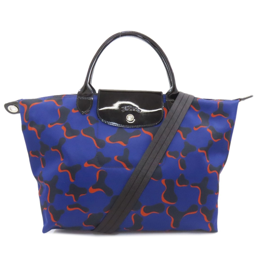 Nylon Longchamp Le Pliage 2WAY Handbag: Nylon Longchamp Le Pliage 2WAY Handbag This listing features Nylon Longchamp Le Pliage 2WAY Handbag. Item specifics are provided below. Item Specifics: Brand: Longchamp Style: Handbag Exterior