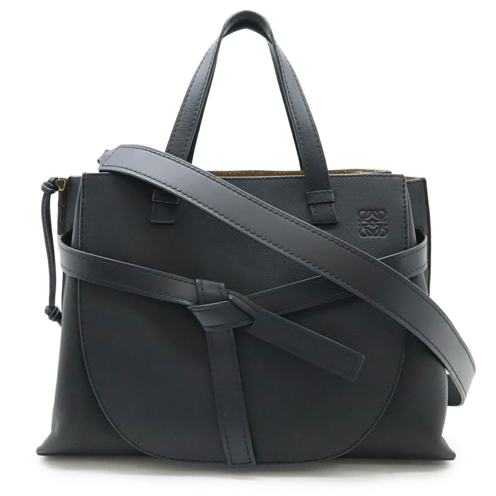 Tote Bag Leather - Loewe Handbag - Shoulder Bag: Tote Bag Leather - Loewe Handbag - Shoulder Bag This listing features Tote Bag Leather - Loewe Handbag - Shoulder Bag. Item specifics are provided below. Item Specifics: Brand: Loewe Type: Handbag, Sh