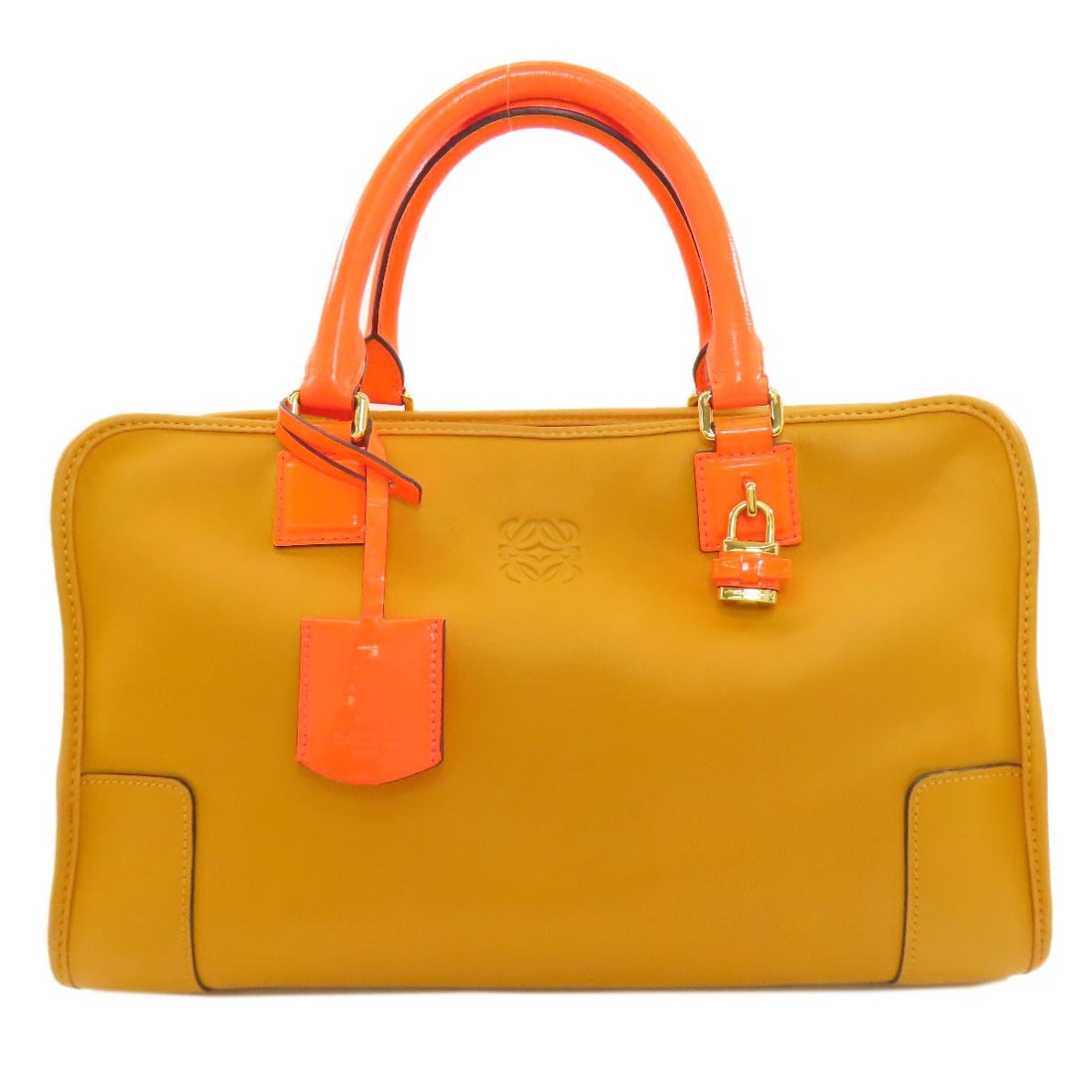 Calf LOEWE Amazona Handbag: Calf LOEWE Amazona Handbag This listing features Calf LOEWE Amazona Handbag. Item specifics are provided below. Item Specifics: Brand: LOEWE Style: Handbag Exterior Material: Calf Exterior Color: