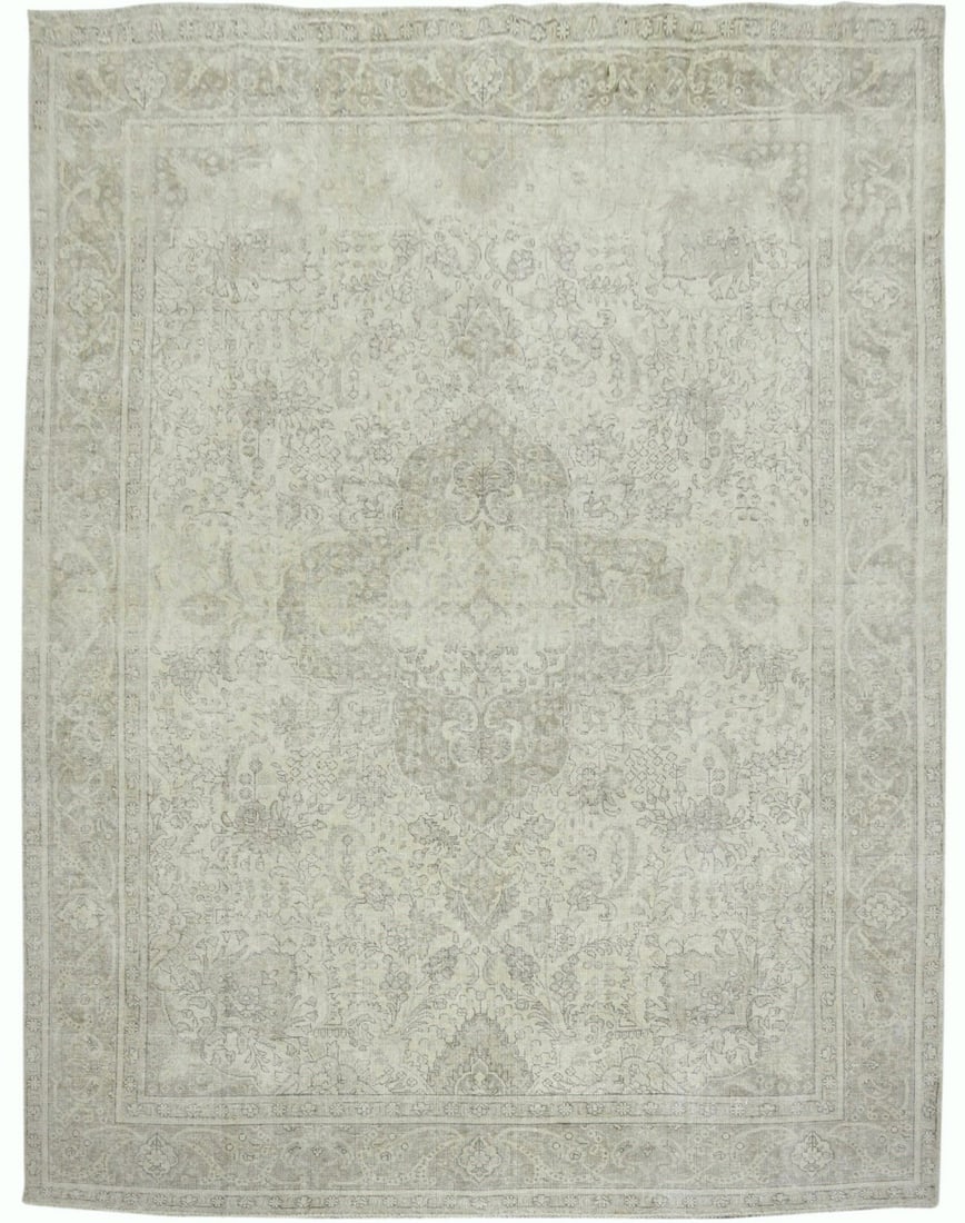 Carpet 9'6X12'5 Handmade Antique Distressed Oriental Rug Muted Floral Vintage: Carpet 9'6X12'5 Handmade Antique Distressed Oriental Rug Muted Floral Vintage This listing features Carpet 9'6X12'5 Handmade Antique Distressed Oriental Rug Muted Floral Vintage. Item specifics are