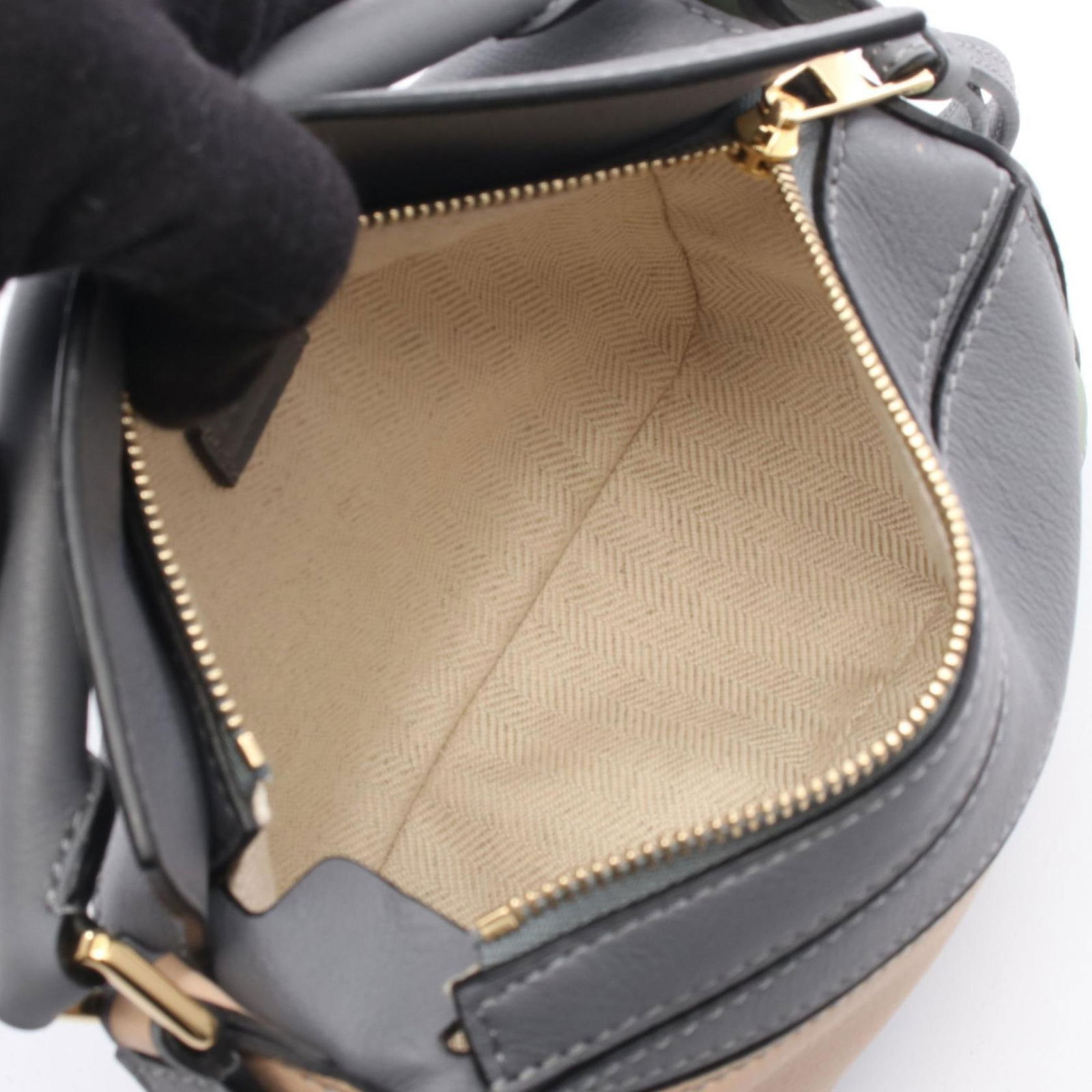 Leather Loewe Handbag - 3