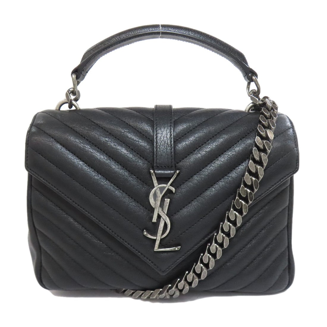 Leather YVES SAINT LAURENT Cassandra Shoulder Bag: Leather YVES SAINT LAURENT Cassandra Shoulder Bag This listing features Leather YVES SAINT LAURENT Cassandra Shoulder Bag. Item specifics are provided below. Item Specifics: Brand: YVES SAINT
