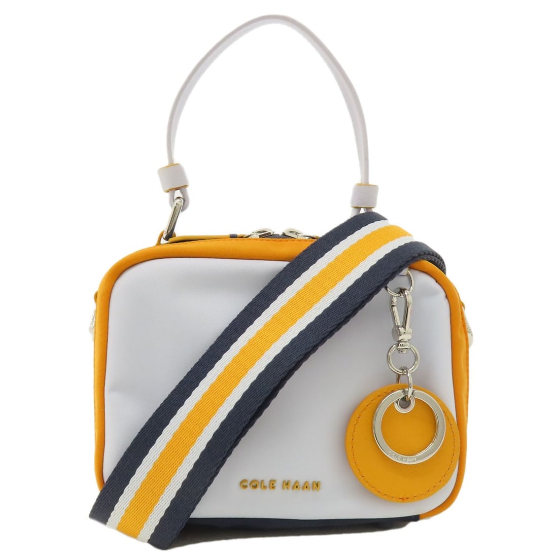 Nylon Cole Haan Logo 2WAY Handbag: Nylon Cole Haan Logo 2WAY Handbag This listing features Nylon Cole Haan Logo 2WAY Handbag. Item specifics are provided below. Item Specifics: Brand: Cole Haan Style: Handbag Exterior Material: Nylon