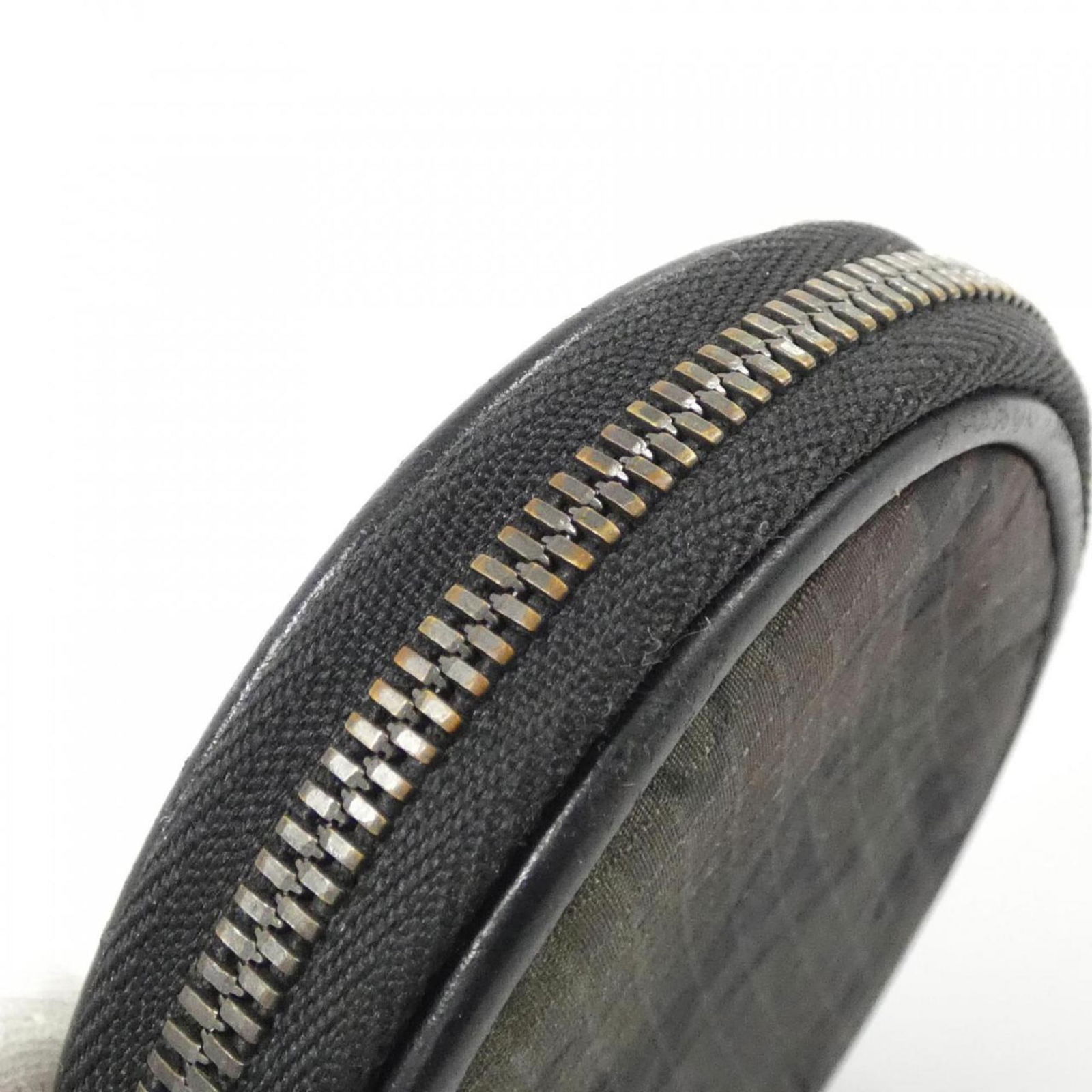 Nylon Louis Vuitton Pouch - 4