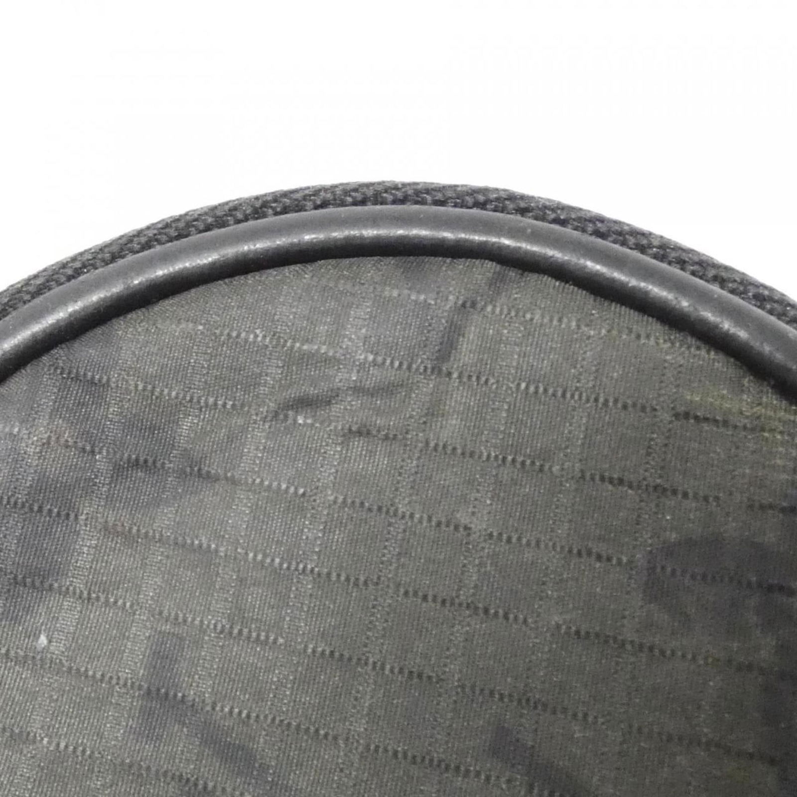 Nylon Louis Vuitton Pouch - 5