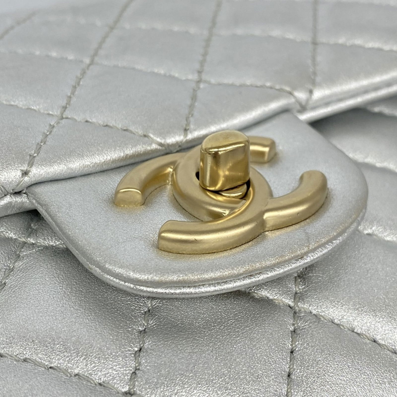 Bag Chanel Shoulder - 16