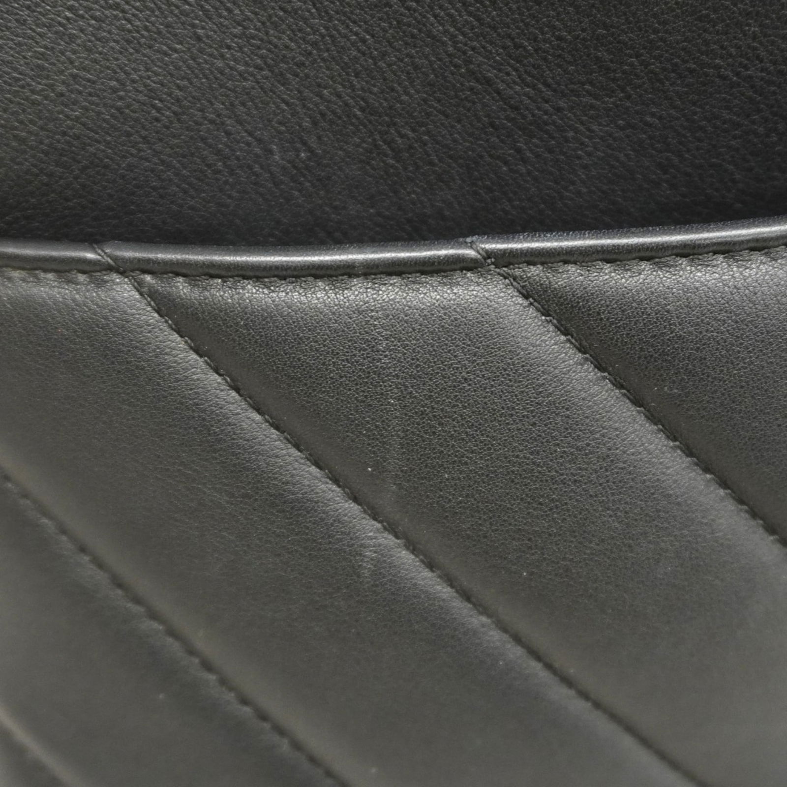 Leather Chanel Handbag - 8