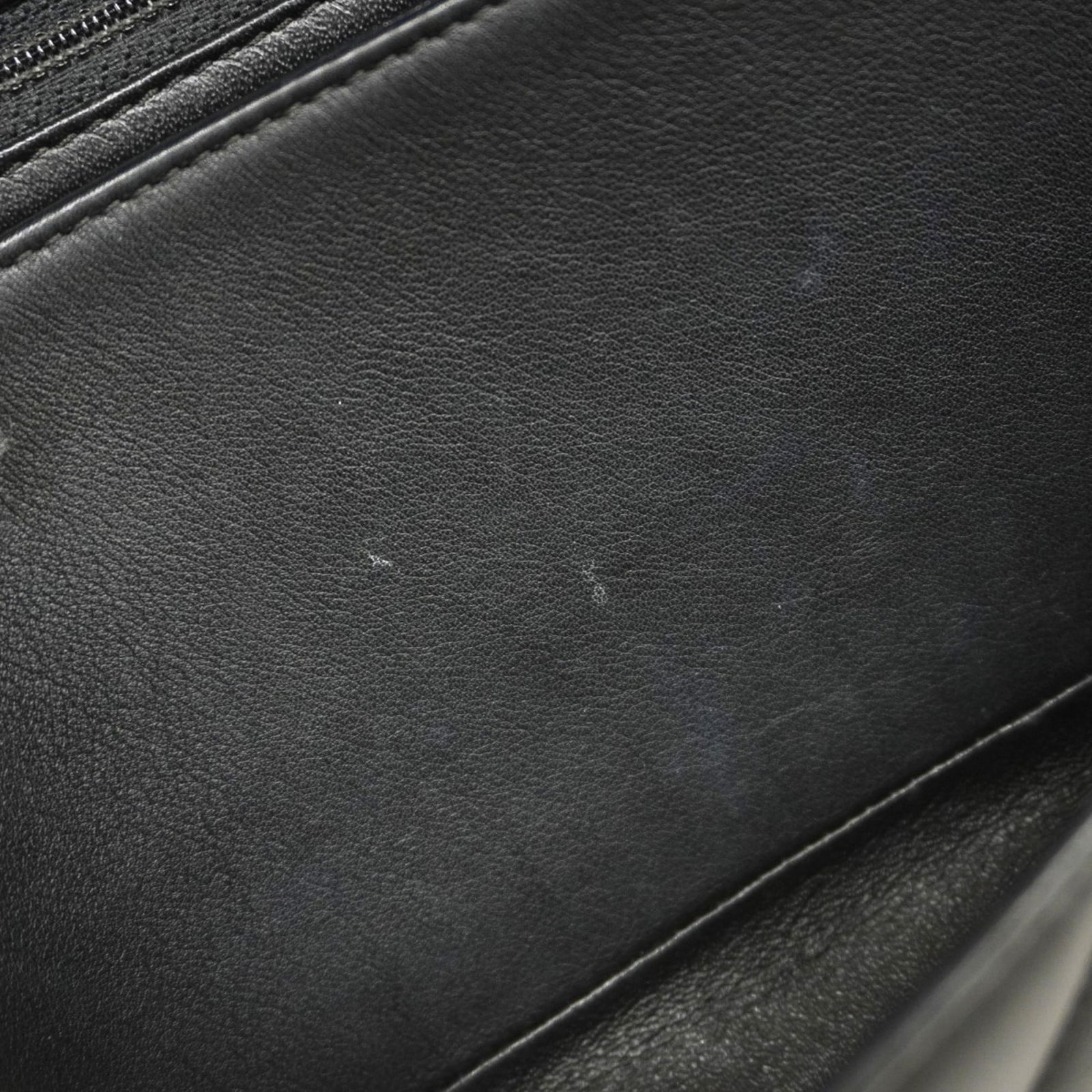 Leather Chanel Handbag - 9