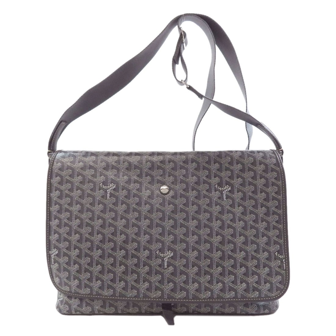 canvas GOYARD Capecian Shoulder Bag Coating: canvas GOYARD Capecian Shoulder Bag Coating This listing features canvas GOYARD Capecian Shoulder Bag Coating. Item specifics are provided below. Item Specifics: Brand: GOYARD Style: Shoulder Bag