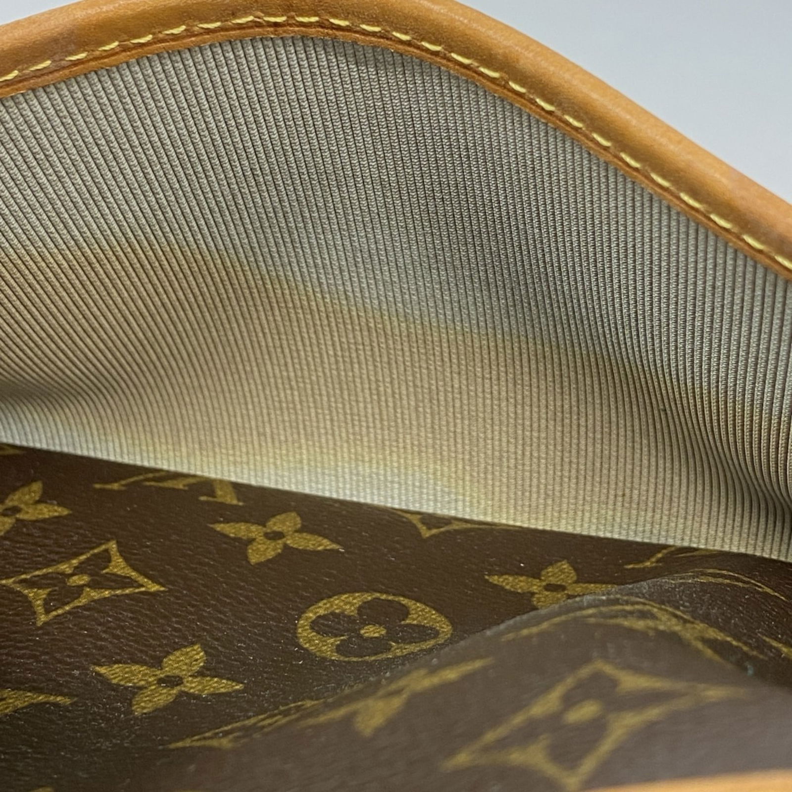 Handbag Louis Vuitton - 7