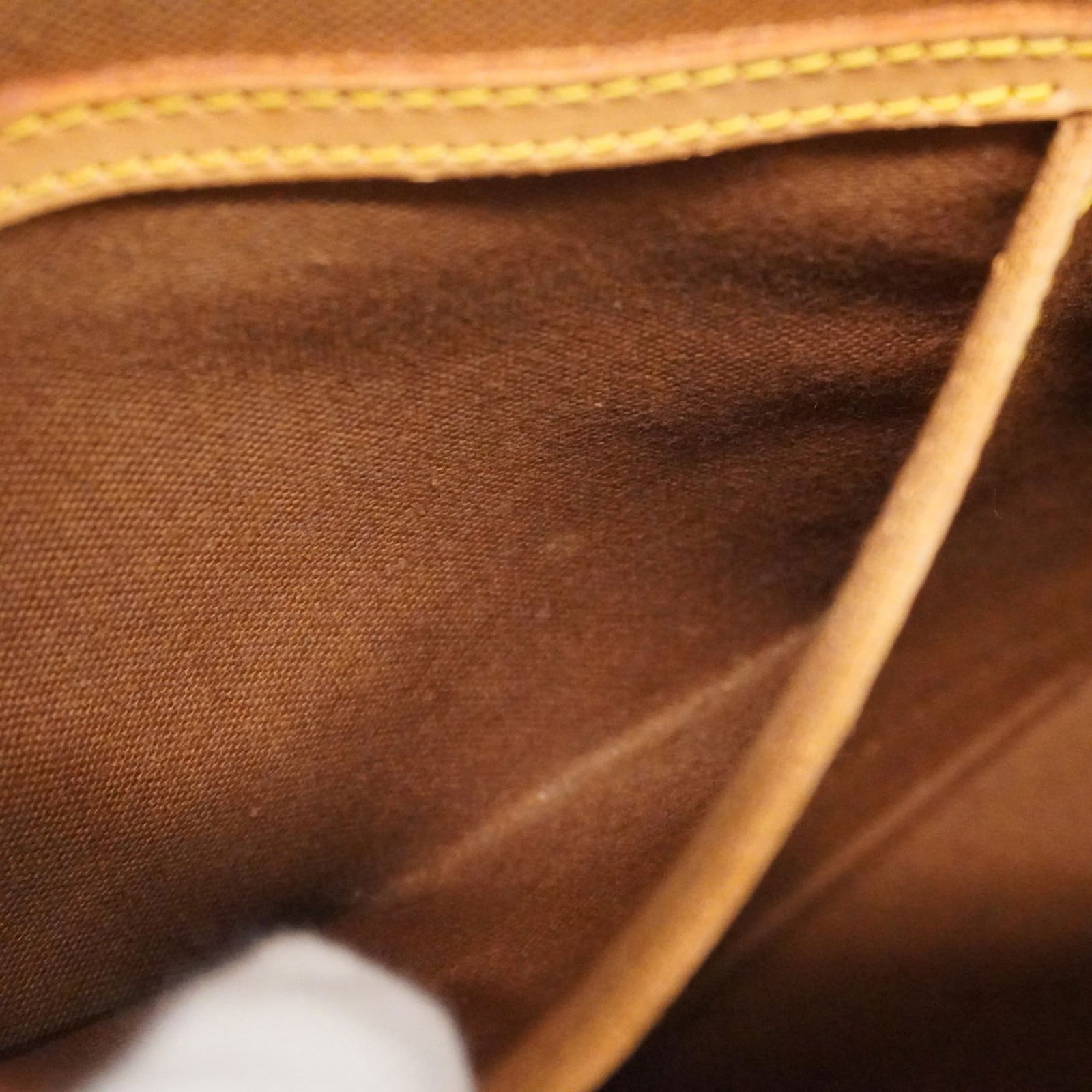 Handbag Louis Vuitton - 16