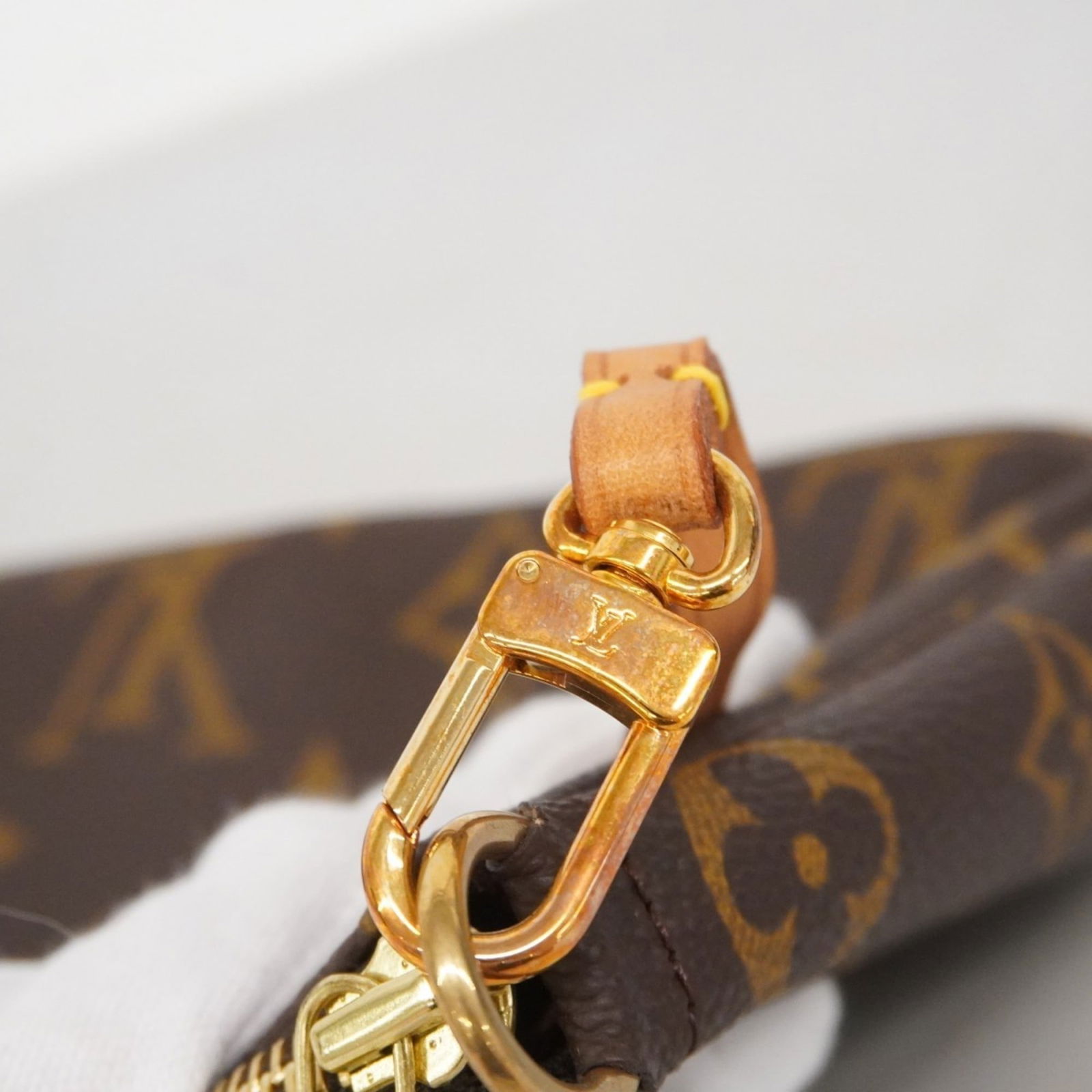 Pouch Louis Vuitton - 9