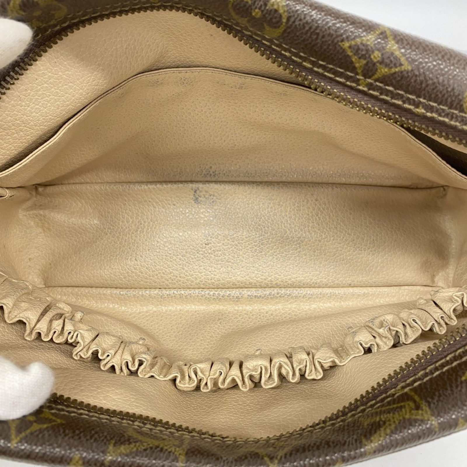 Pouch Louis Vuitton - 4