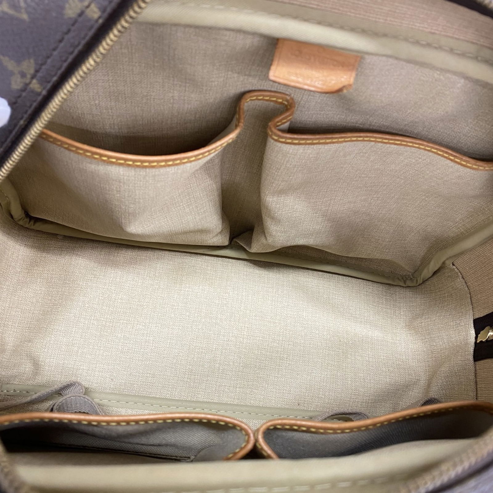 Handbag Louis Vuitton - 4