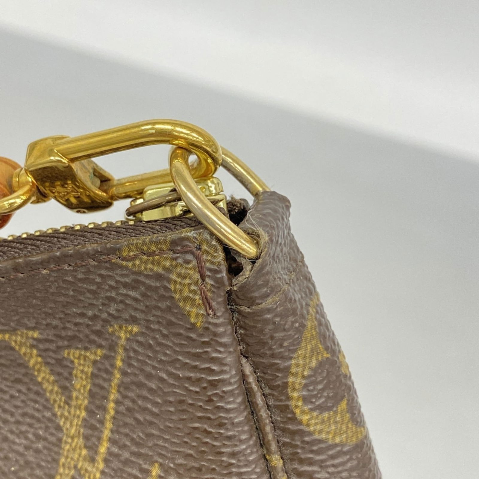 Pouch Louis Vuitton - 9