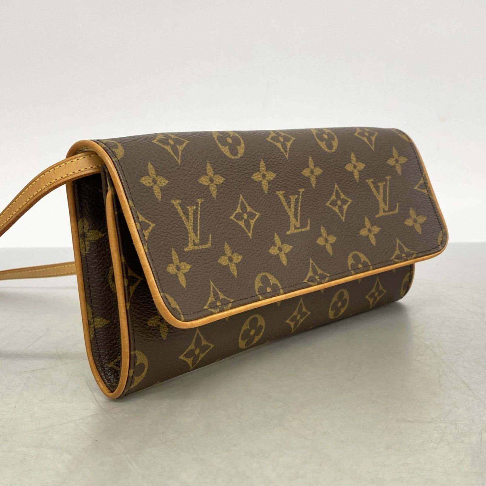 Bag Louis Vuitton Shoulder - 2