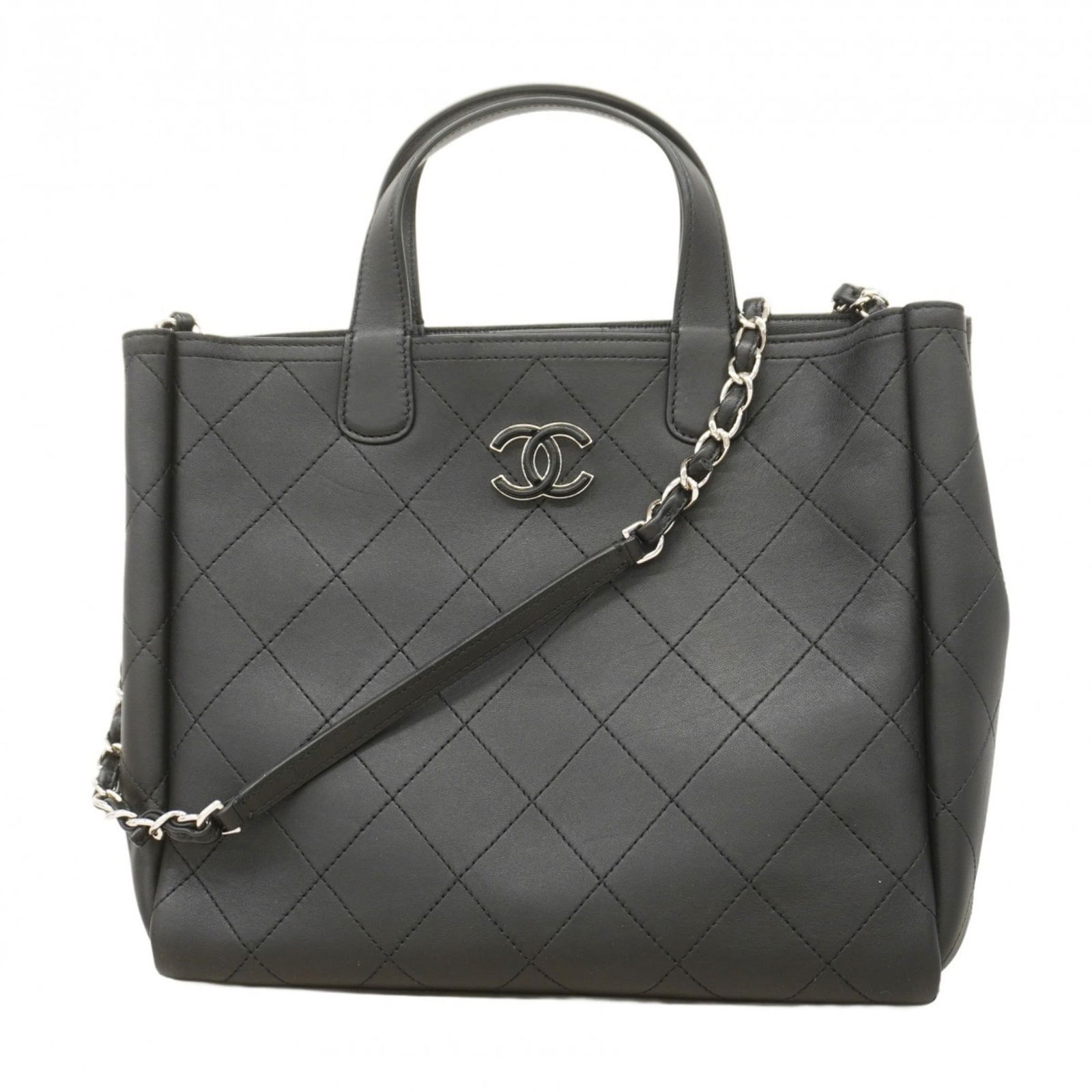 Leather Chanel Handbag: Leather Chanel Handbag This listing features Leather Chanel Handbag. Item specifics are provided below. Item Specifics: Brand: Chanel Type: Handbag Material: Leather Leather/Fur Type: Lambskin