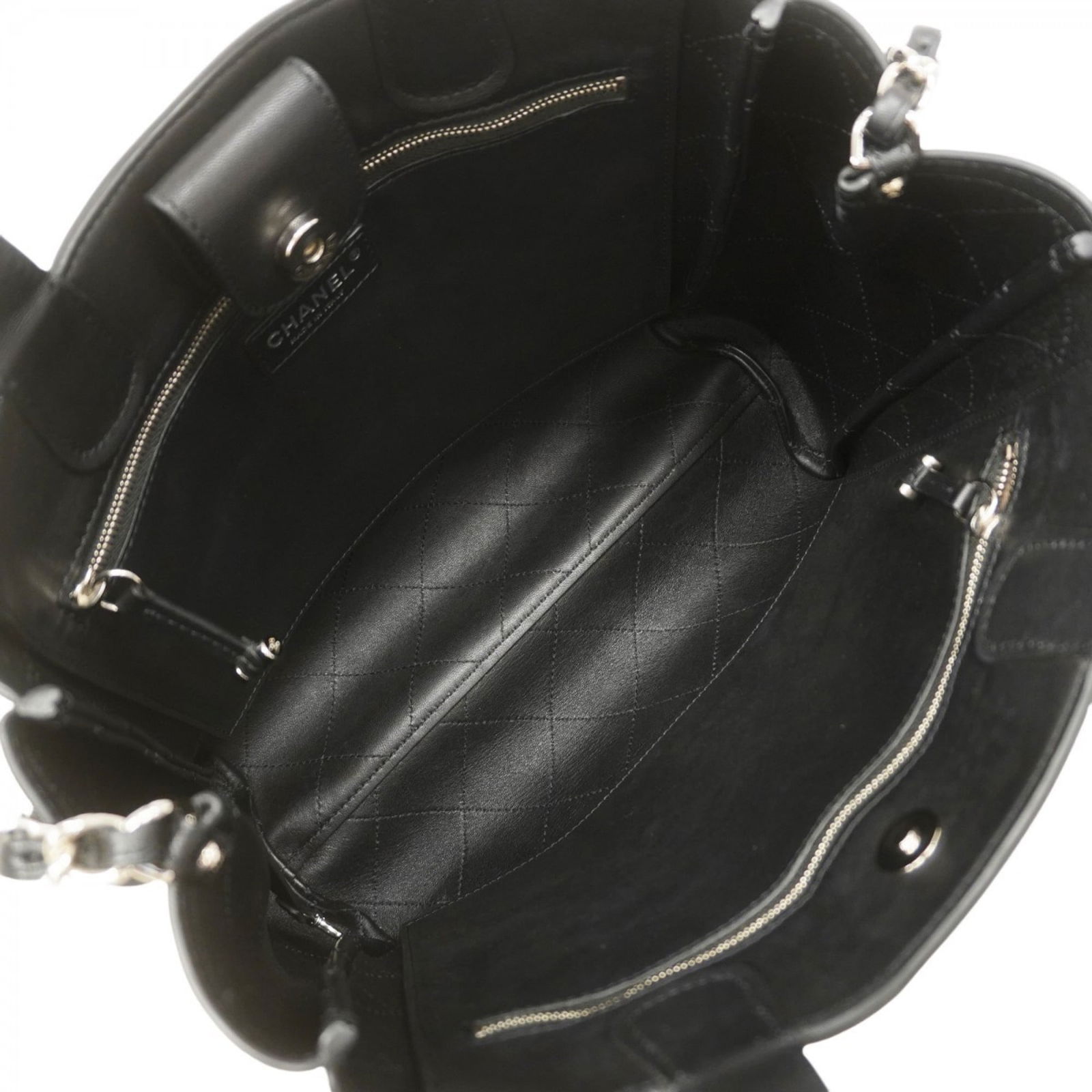 Leather Chanel Handbag - 4