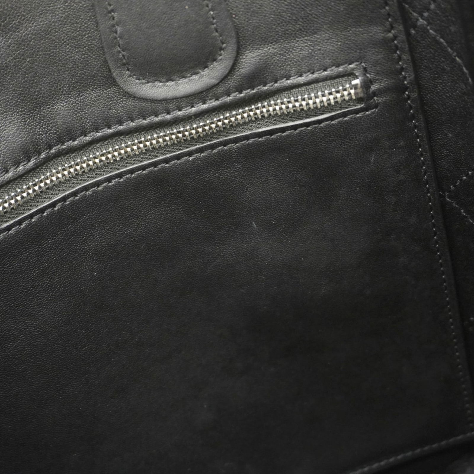 Leather Chanel Handbag - 8