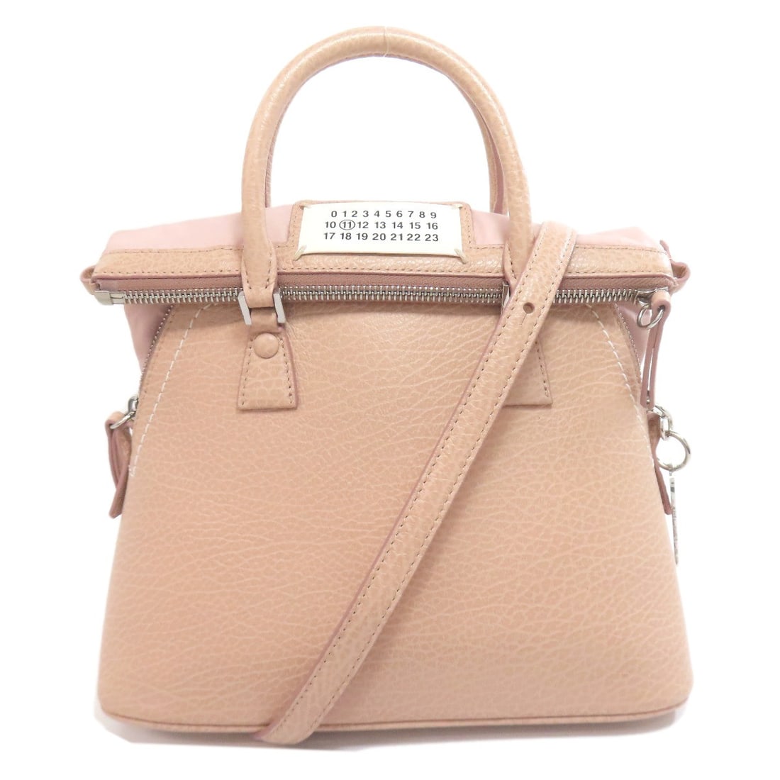 Leather MaisonMargiela 5AC 2WAY Handbag: Leather MaisonMargiela 5AC 2WAY Handbag This listing features Leather MaisonMargiela 5AC 2WAY Handbag. Item specifics are provided below. Item Specifics: Brand: MaisonMargiela Style: Handbag