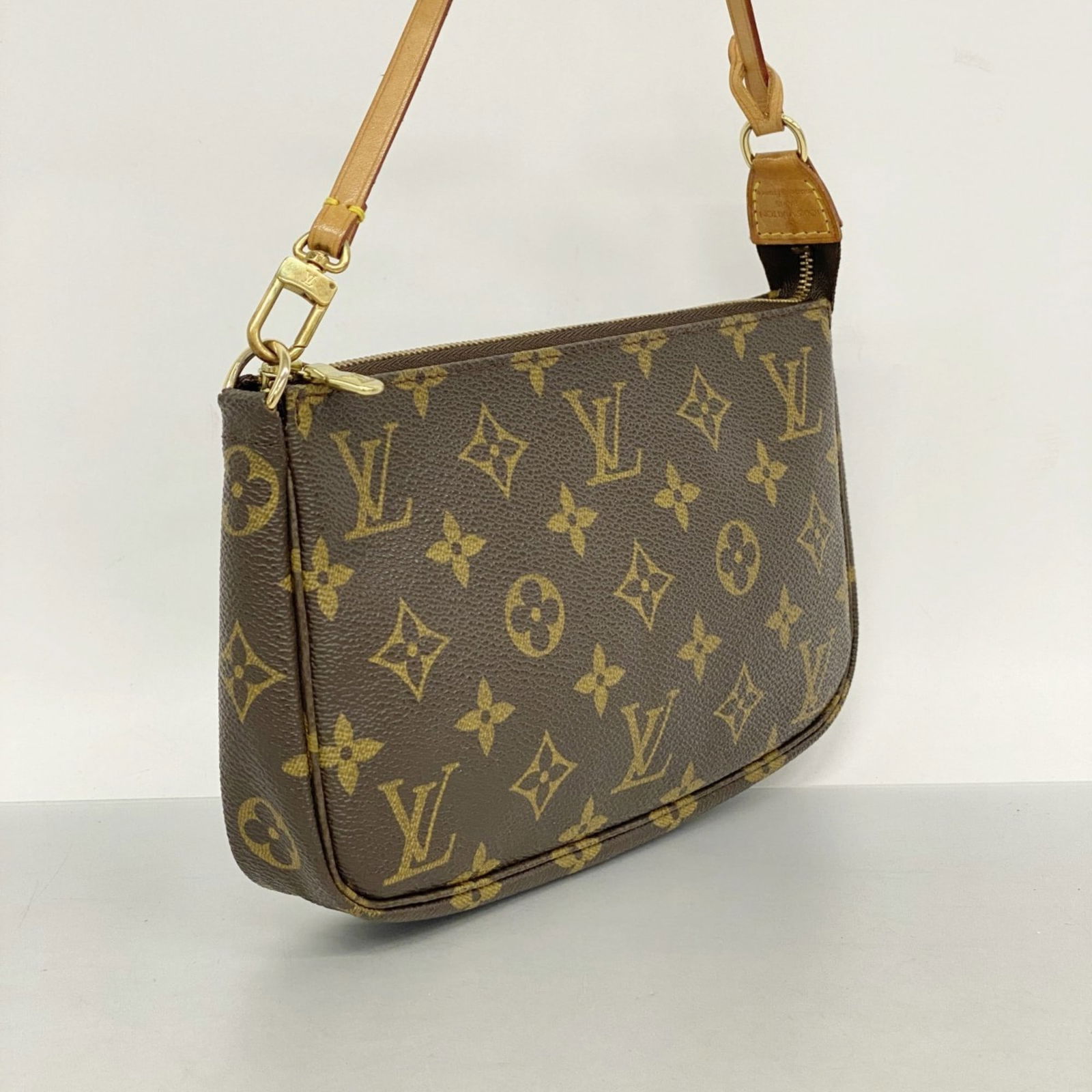 Pouch Louis Vuitton - 2
