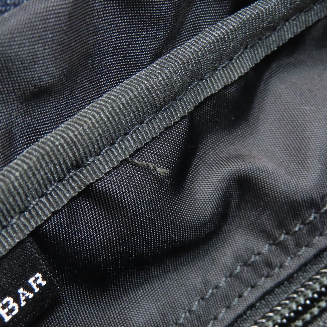 Nylon PORTER logo body bag - 10