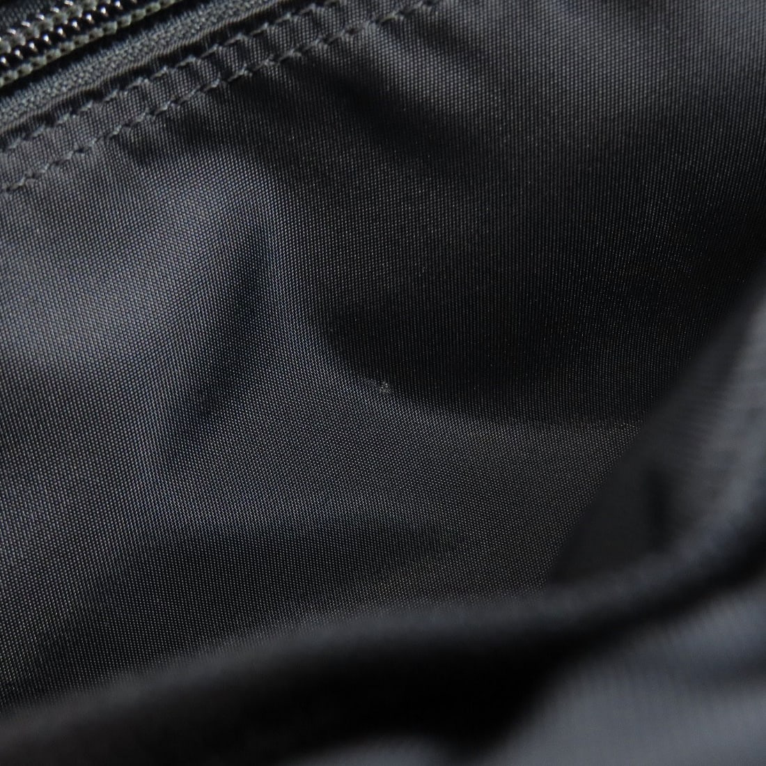 Nylon PORTER logo body bag - 9