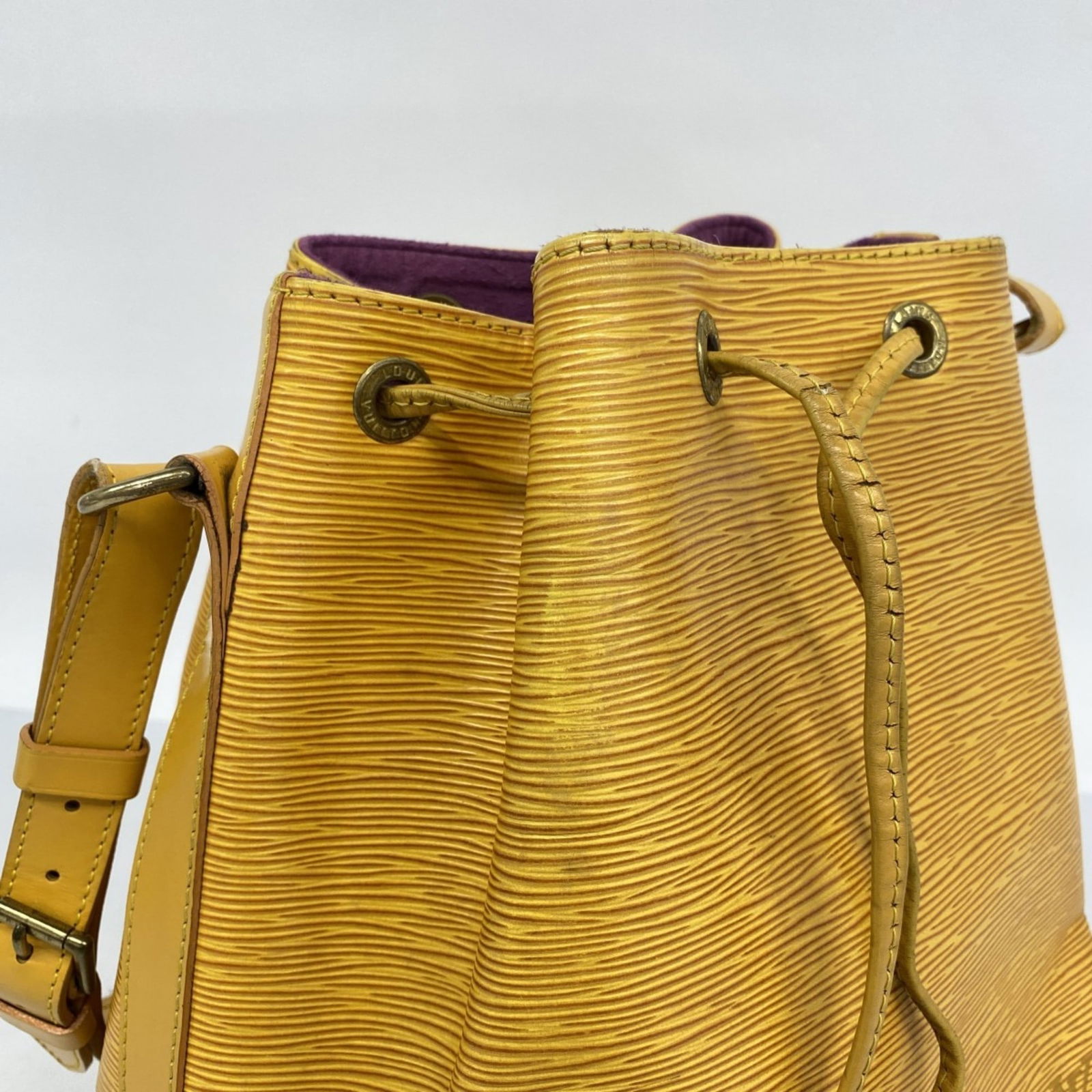 Bag Louis Vuitton Shoulder - 12